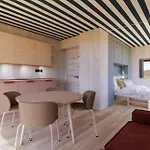 Bonjour Sauvage Jean De Luz مكان تخييم