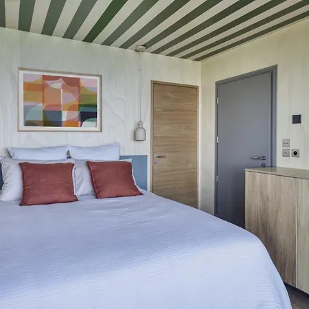 Campeggio Bonjour Sauvage Jean De Luz *